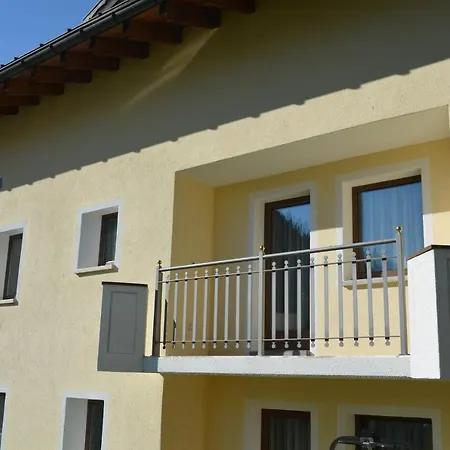 Chasa Ravaischa Apartment *