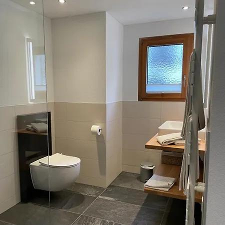 Chasa Ravaischa Apartman *