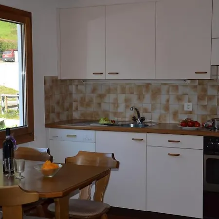 Chasa Ravaischa Apartment