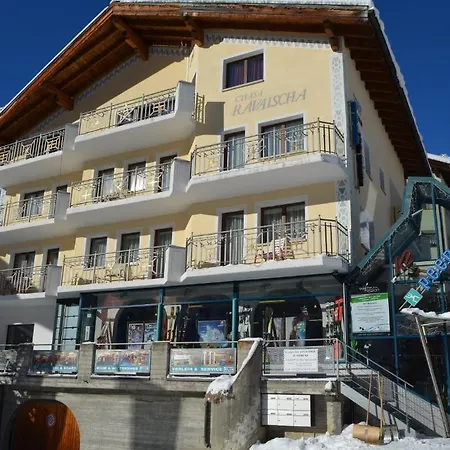 Chasa Ravaischa Apartment
