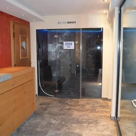 Chasa Ravaischa Apartment *