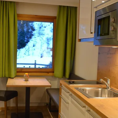 아파트 Chasa Ravaischa