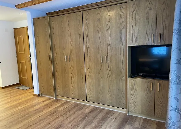 Chasa Ravaischa Apartamento