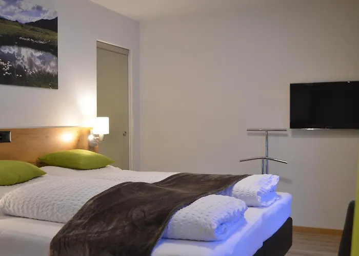 Chasa Ravaischa Apartamento