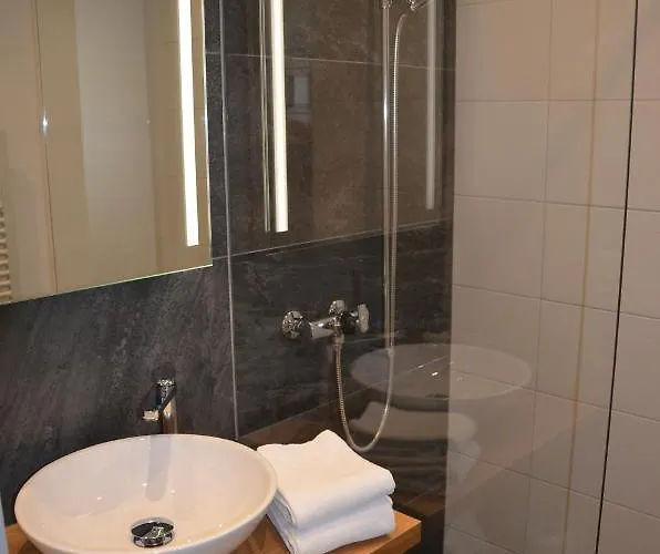 Chasa Ravaischa Apartamento